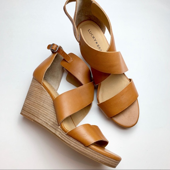 lucky brand camale sandal